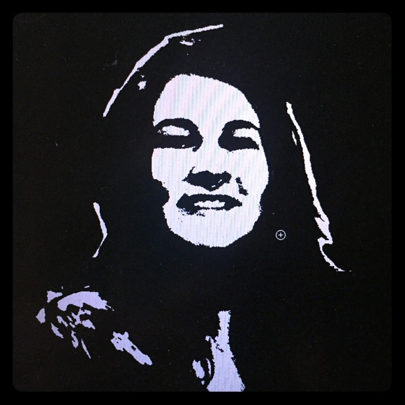 Meet your Posher and Shopper, Marissa - Picture 1 of 5